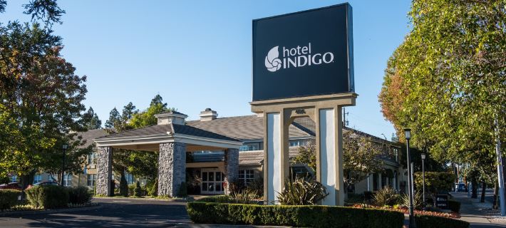 ホテル インディゴ ナパ バレー by IHG ナパのホテル