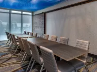 Holiday Inn Express & Suites ROMEOVILLE - JOLIET NORTH by IHG ウィルのホテル