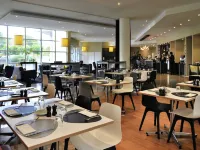 Ibis Melbourne Glen Waverley - breakfast