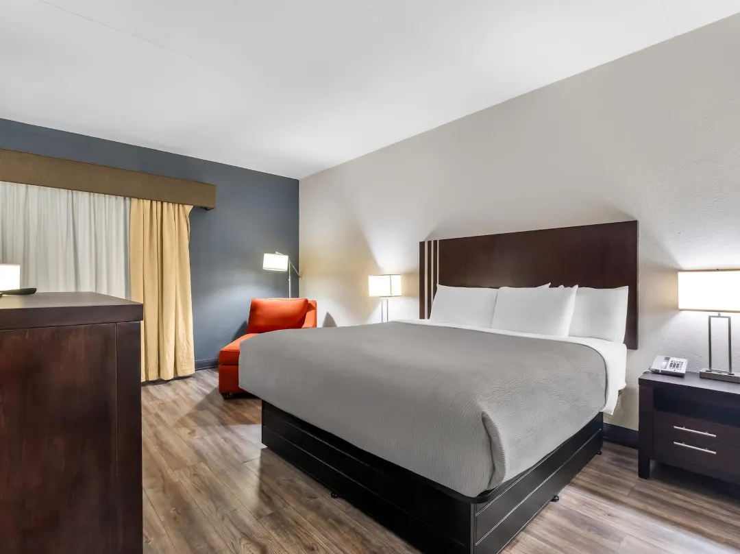 Quality Inn Chattanooga Hamilton Place - Chattanooga, TN