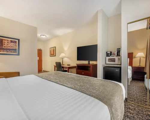 Best Western Plus Louisville Inn  Suites Photos