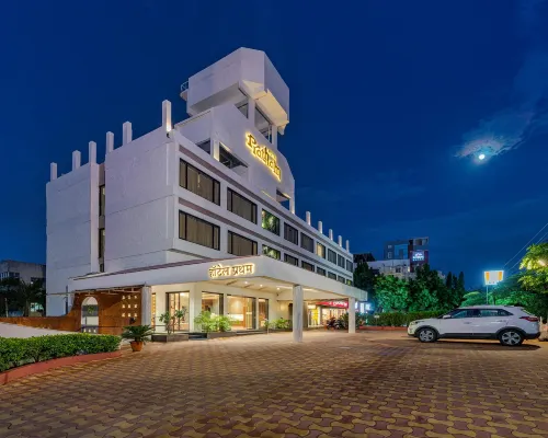 Hotel Pratham 솔라퍼 호텔
