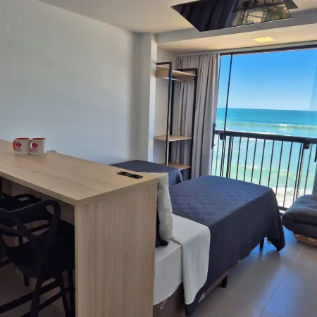 Hibisco Guest House Отели рядом с достопримечательностью «Кампече»