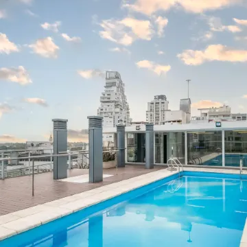 Dazzler by Wyndham Buenos Aires Polo Отели рядом с достопримечательностью «Палермо-Сохо»
