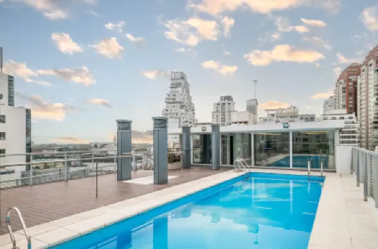 Dazzler by Wyndham Buenos Aires Polo 鄰近巴勒莫的酒店