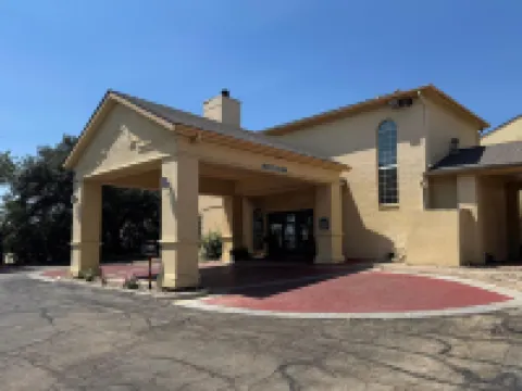 Days Inn by Wyndham Georgetown Hotels in Georgetown