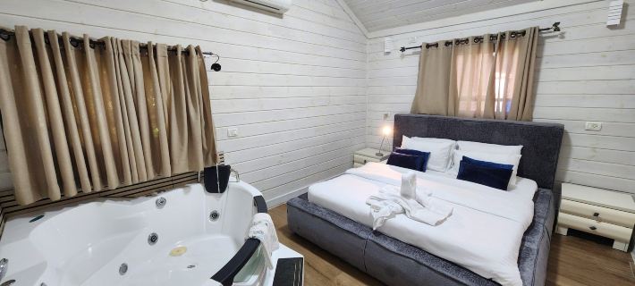 Atnahta Bayarden Hotels in Tzfat