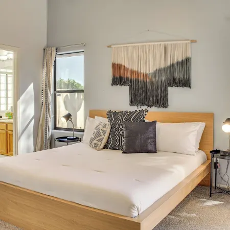 Pet-Friendly Snowbird Haven w/ Pool in Gold Canyon