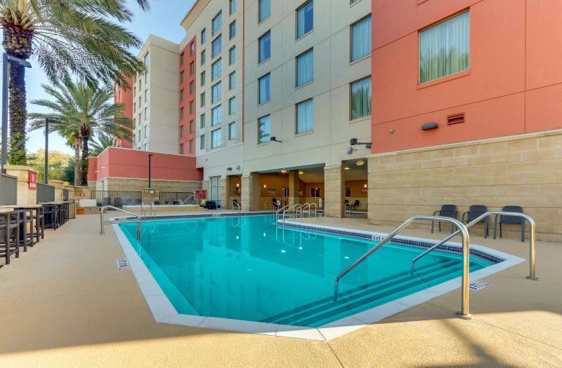 Drury Inn & Suites Orlando Near Universal Orlando Resort photo 2
