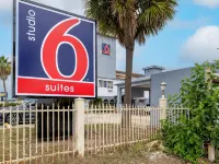 Studio 6 Suites Pasadena, TX Hotels in Pasadena
