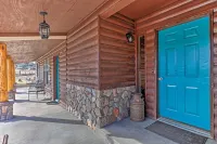 'The Eagar House' White Mountains Gem w/ Views!