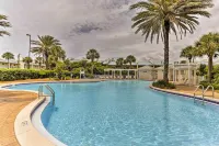 Spacious Miramar Beach Cottage w/ Beach Access! - Beach