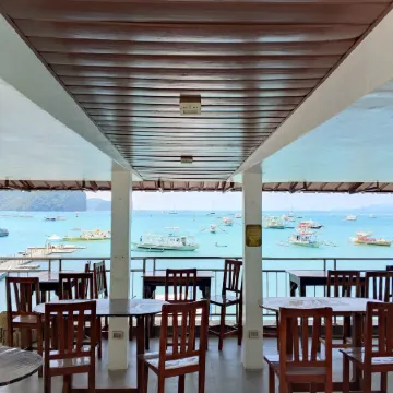 Aqua Travel Lodge