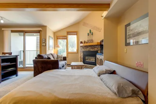 Winter Park Ski-in/Ski-Out Condo w/ Mountain Views - balcony