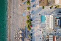 Avant Blue Boutique Hotel - Beach