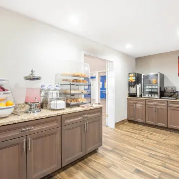 Microtel Inn & Suites by Wyndham Springfield