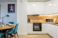 LILY APART the Big Screen Apartment - 2-Star