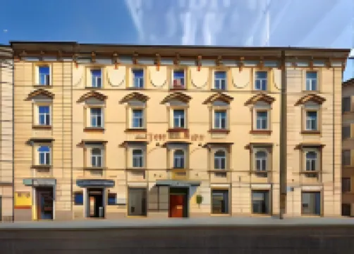 Hotel Golden City Garni Hotels near Zizkov