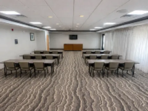 Staybridge Suites ELKHART NORTH by IHG Hotel di Elkhart