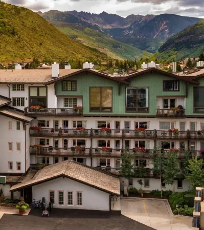 Relaxing 1 Bedroom Condo with Premium Amenities