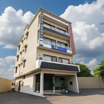 FabHotel Regal, Sector 78