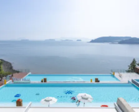 West Hills Private Pool Villa