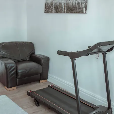 Cozy 3 Bedroom Home in Leeds, Perfect for Families and Groups