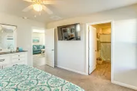 3 Mi to Holden Beach! Family Home w/ Patio - 2-Star