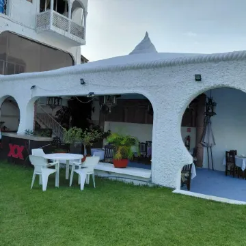 Marina Palace Tequesquitengo