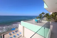 Garner Hotel MAZATLAN BEACH by IHG - Indah