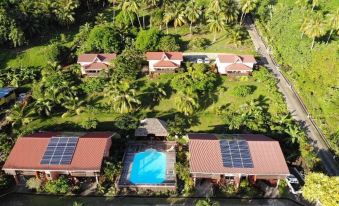 Bora Bora Holiday's Lodge