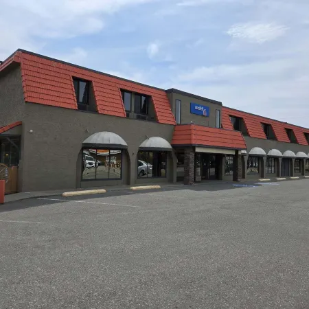Motel 6 Merritt BC