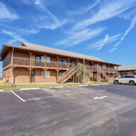 Lake View -Fresh & New-Bass N Sun-Pool-King Bed
