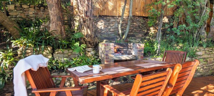 Under Milkwood Resort โรงแรมในคินส์น่า