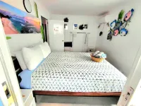 New Apt. 6 to 10 guest+Airport+Malls+CarolinaBeachs+Restaurants.