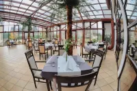 Grand Royal Hotel