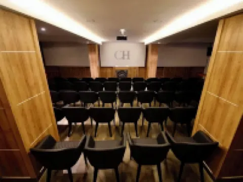 Hotel Chaker فنادق في باتنة