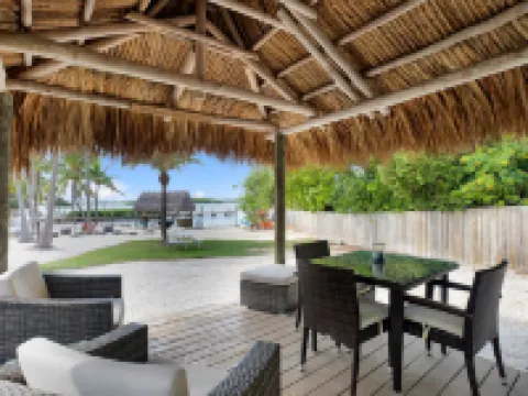 แอตแลนติค เบย์ รีสอร์ท โรงแรมในTavernier