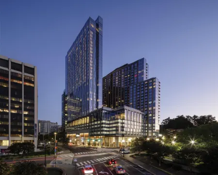 Hilton Arlington Rosslyn the Key Hotels in Arlington