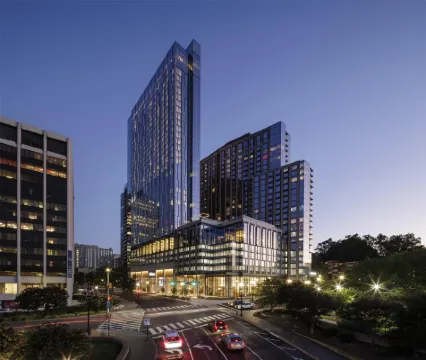 Hilton Arlington Rosslyn the Key