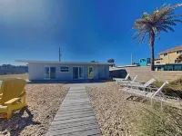 Sunshine House by Distinctive Beach Rentals - balcony