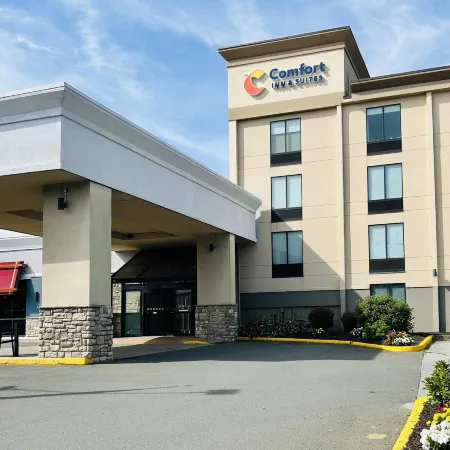 Comfort Inn & Suites Danbury-Bethel