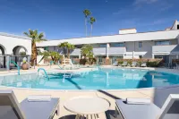 Spark by Hilton Tucson Reid Park - piscina