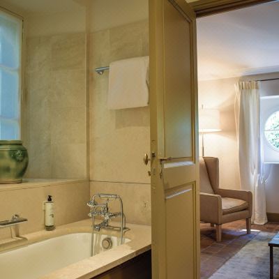 Suite Baumanière - les Baux de Provence Promo Code