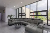 Ulju Dung-eok Alps Oncheon&Hotel - 2-نجوم