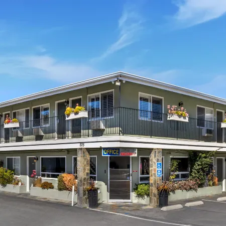Best Western Tradewinds