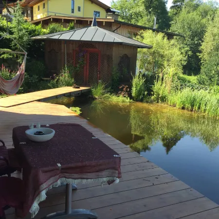 Charming Guest Room in Ebbs  Nature, Comfort, and Adventure Отели в г. Эббс