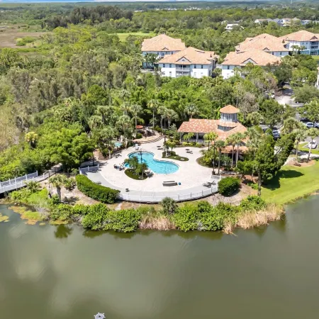 Vibrant 2Br2BA w King Bed Pool, Gym #11