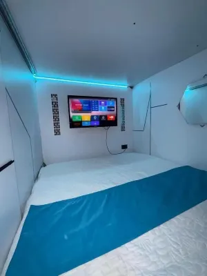 베드 앤 배스 호텔 캡슐라 키토