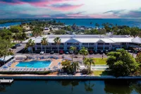 Mangrove View 2BR - Pool Hot Tub Gym Access